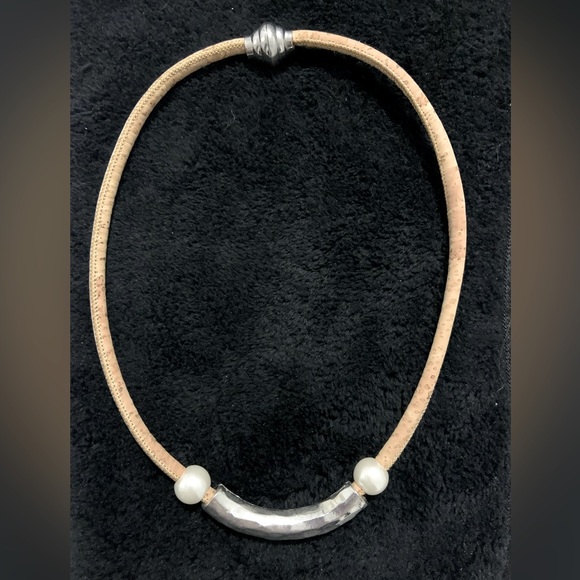 Cork necklace with magnetic clasp - Picture 1 of 4